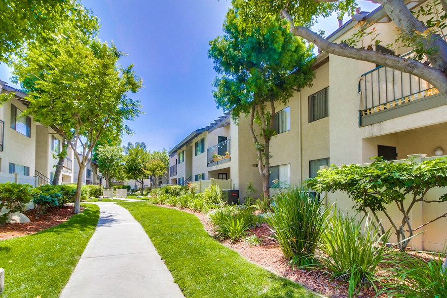 Harbor Cliff Apartments Anaheim, CA Apartment Finder