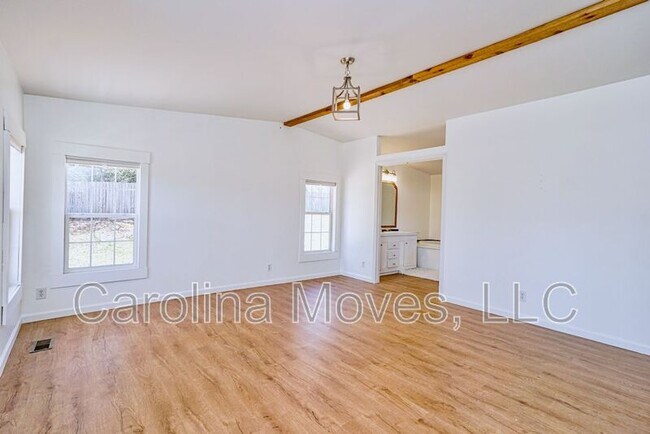 Building Photo - 78 Old McElhaney Rd