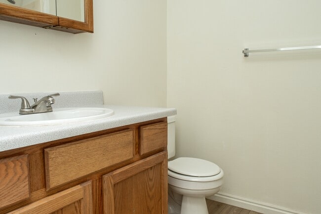 Building Photo - 137 S 400 W