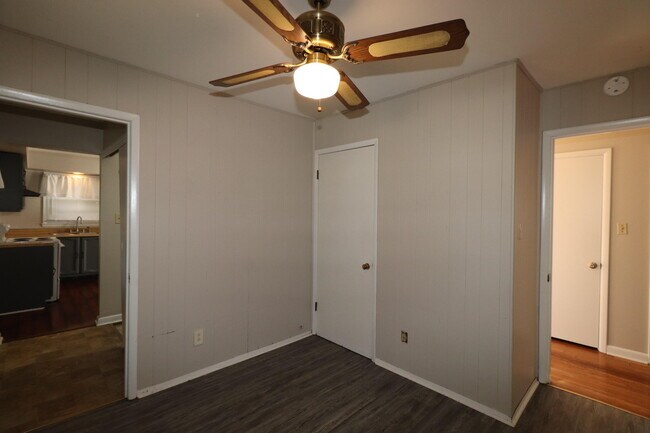 Building Photo - 501 Westerfield Way