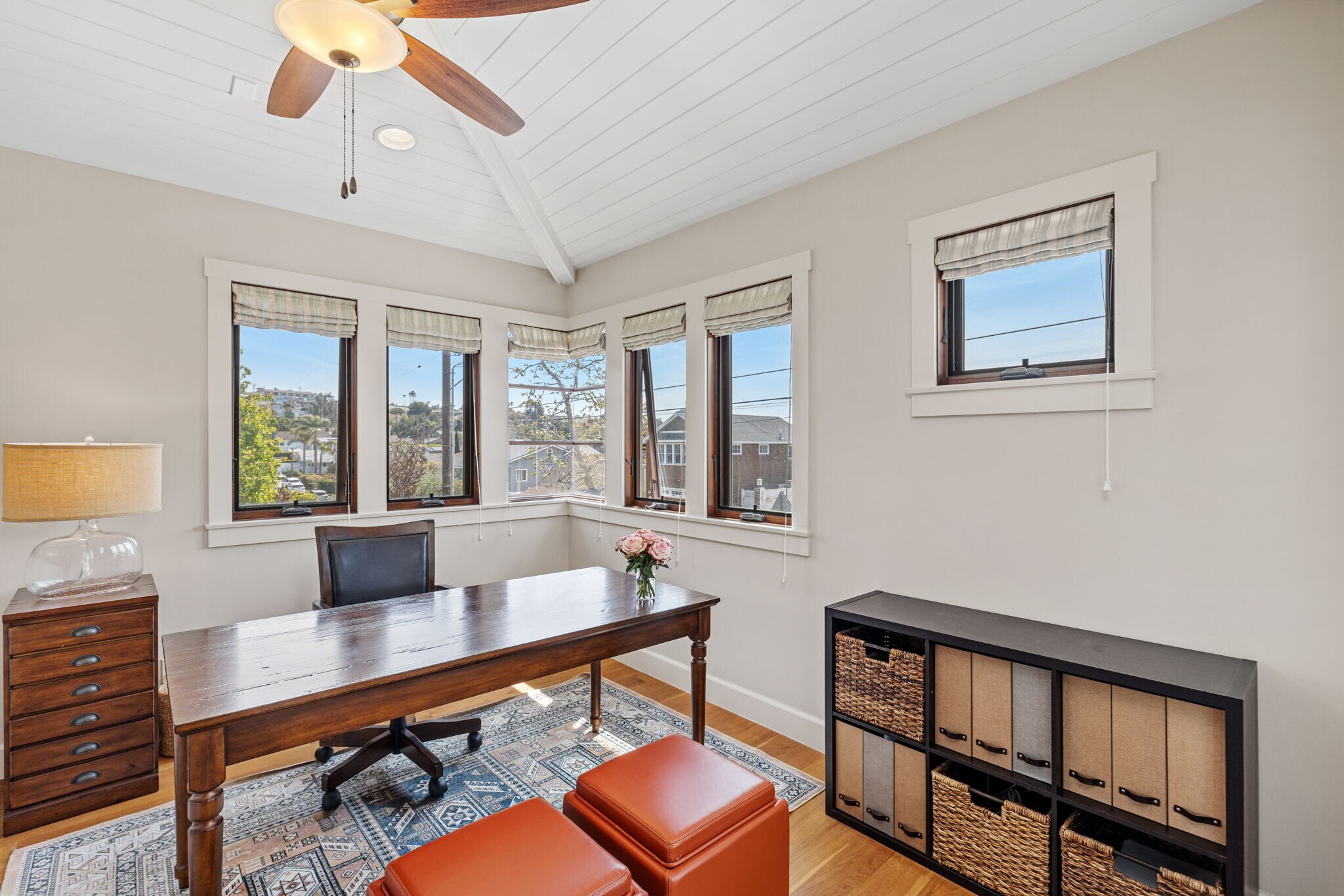 Building Photo - 521 24th Pl