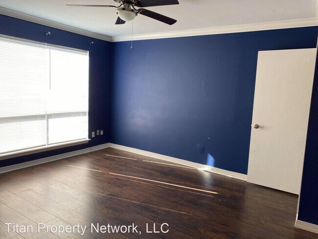 Building Photo - 2 br, 2 bath House - 7304 Fern Ave #19
