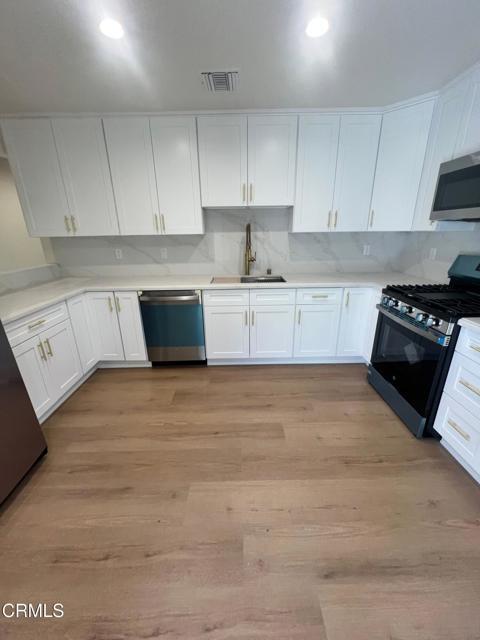 Building Photo - 889 Shadow Lake Dr
