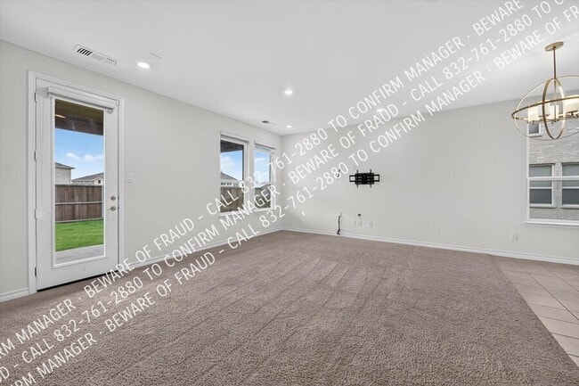 Building Photo - 395 Boroughbridge Dr