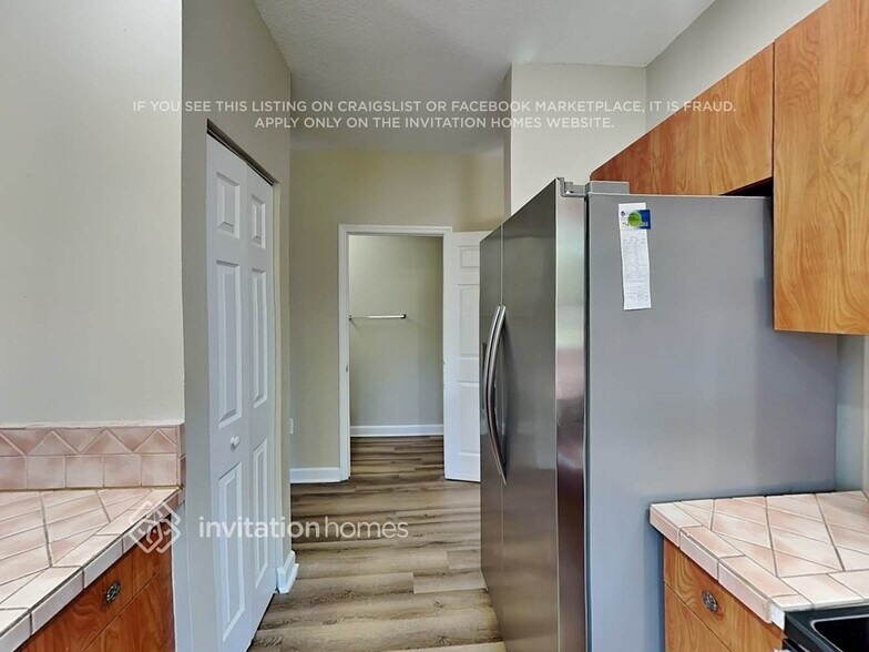 Building Photo - 13524 SW 124th Avenue Rd