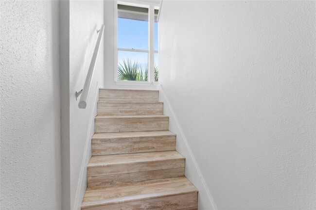 Building Photo - 17627 Termini-San Luis Pass Rd