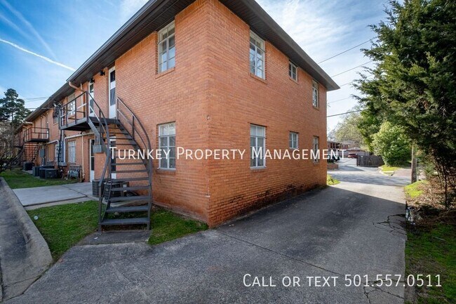 Building Photo - 615 Sherman St