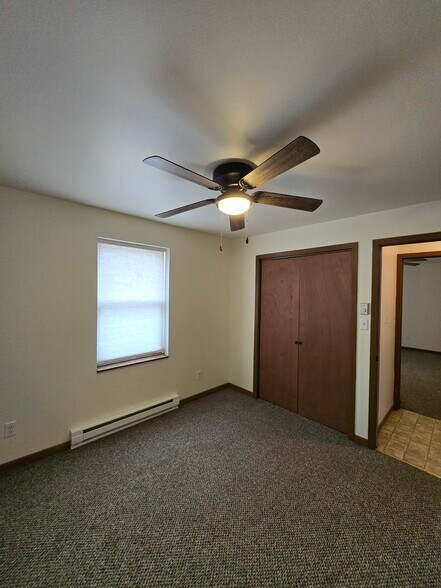 Building Photo - 1324 W Main St