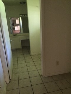 Building Photo - 6227 Southcrest Dr