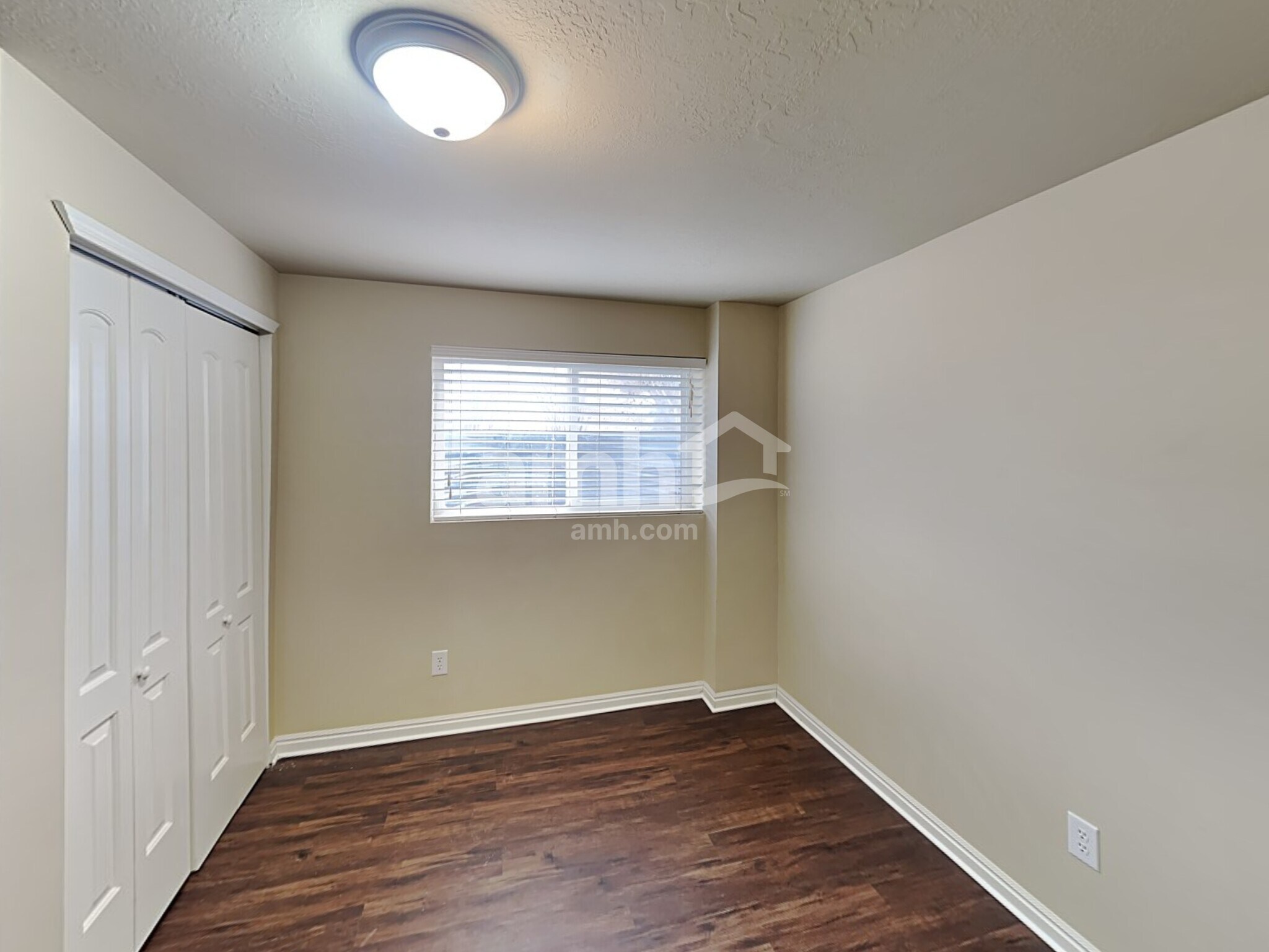 Building Photo - 2101 1630 N St