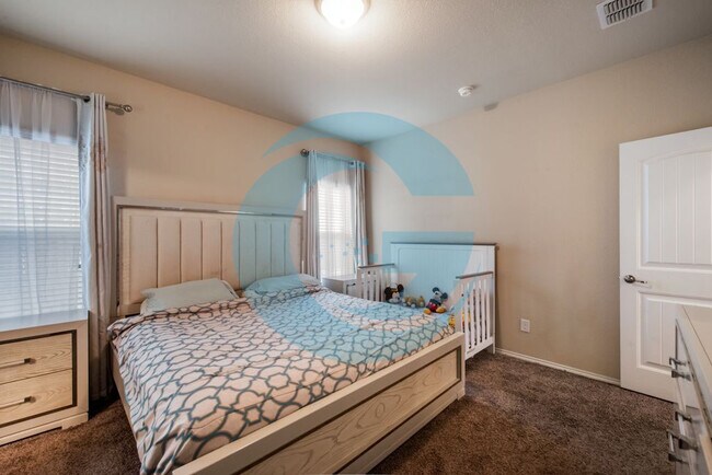 Master Bedroom - 5844 Bindweed St