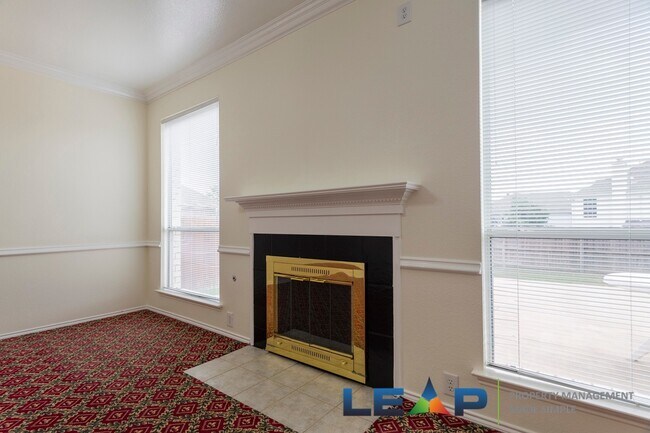 Building Photo - Beautiful home in Hurst-Euless-Bedford ISD