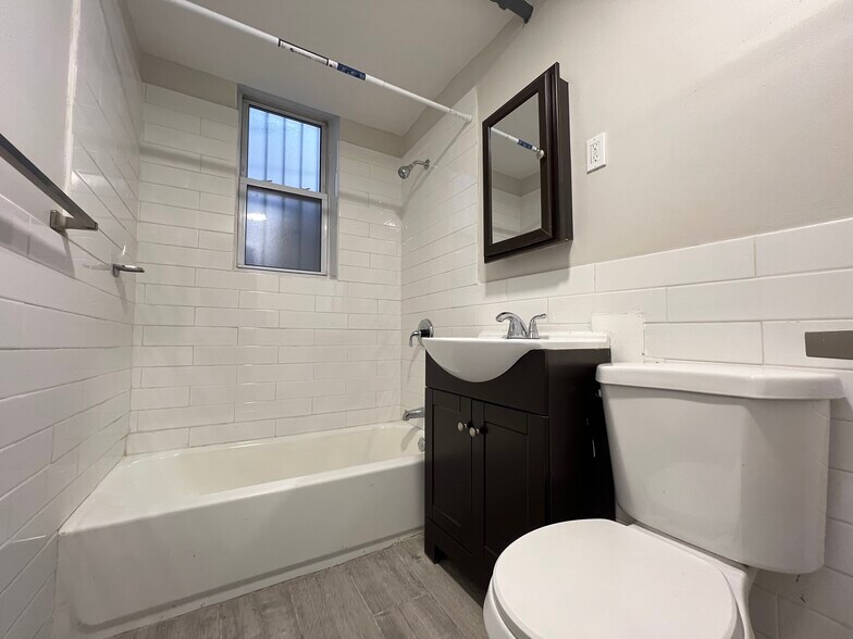 225 Union St 19 (Bsmt) - 223 Union St