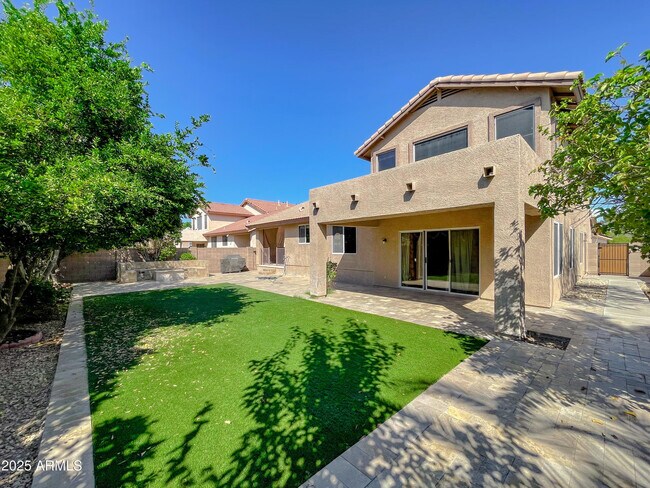 Building Photo - 1615 W Enfield Way