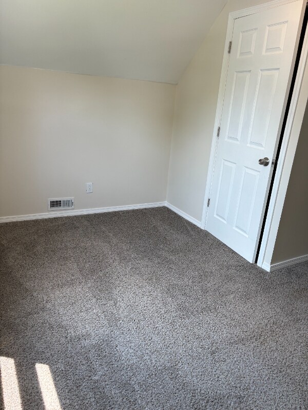 Building Photo - 4264 Hickory Ln