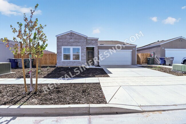 Building Photo - 3359 N Contessa Ave