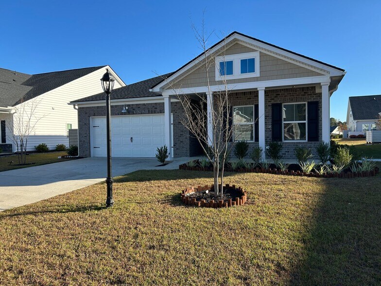 Building Photo - 8869 Baton Rouge Ave NW