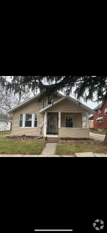 Building Photo - 216 W Evers Ave
