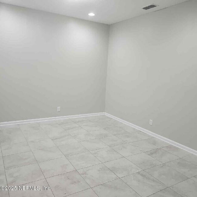 Building Photo - 97389 Harbor Concourse Cir