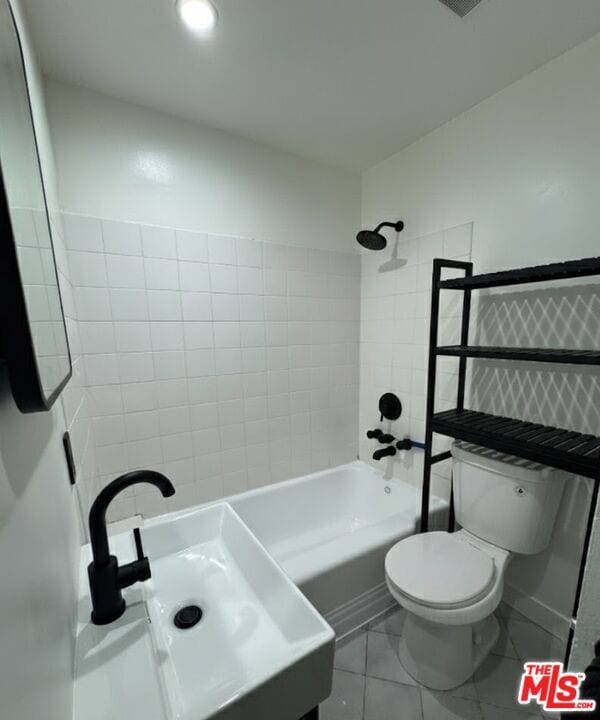 Building Photo - 1534 Mariposa Ave