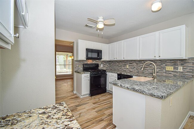 Building Photo - 2203 Friarwood Trail