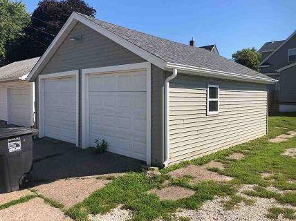 Building Photo - 1829 3rd St