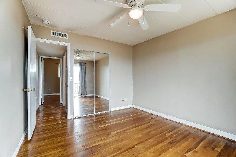 Building Photo - 2701 Lehman Rd