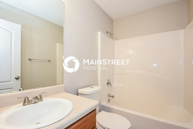 Building Photo - 4 Bedroom Pet-Friendly Home in Rydal, GA with Main Street Renewal