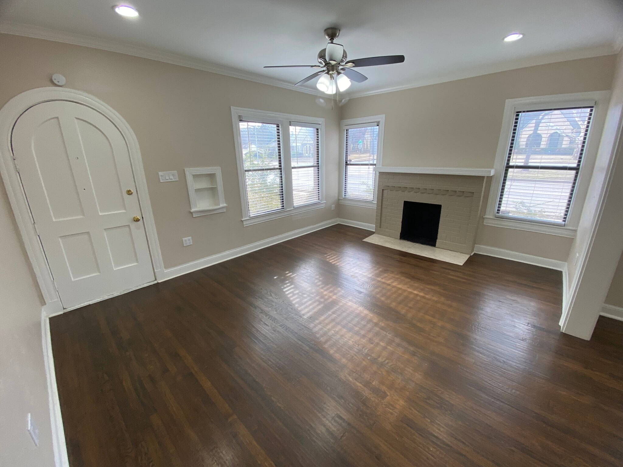 Building Photo - 839 Thomasson Dr