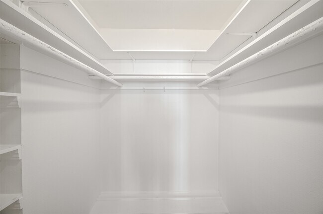 Building Photo - 3107 Prescott St