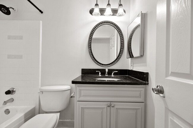 Building Photo - 5207 Santa Fe Pkwy