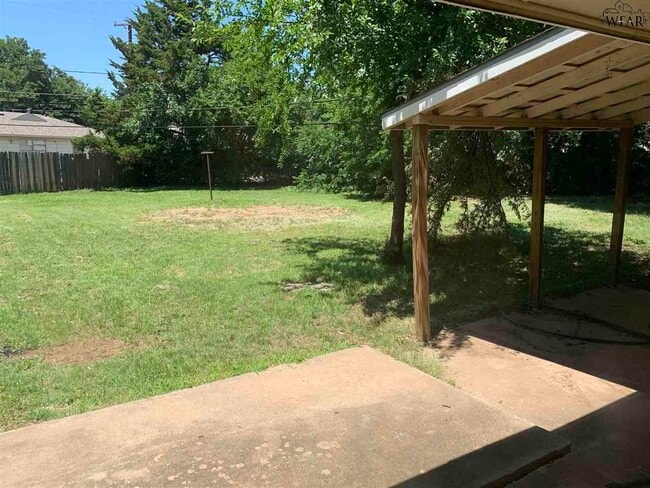 Building Photo - 2828 Newsom Cir