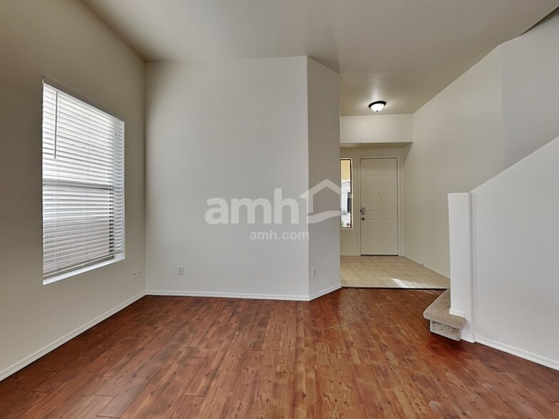 Building Photo - 2138 S Compton