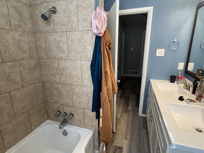 Building Photo - 3818 30th St