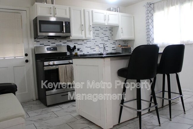 Building Photo - 2809 Bellbrook St