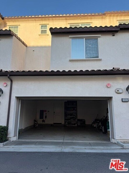 Building Photo - 13935 Fairway Dr