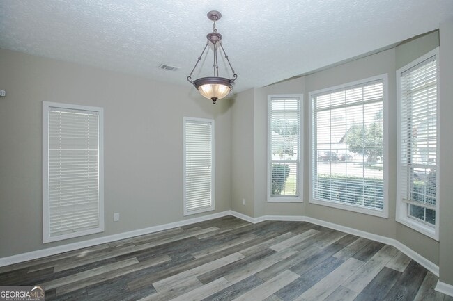 Building Photo - 4130 Wildridge Dr