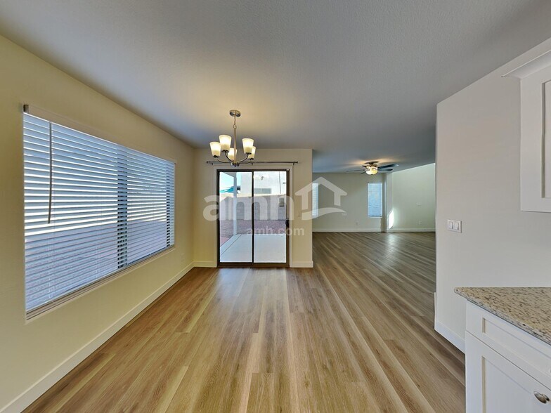 Building Photo - 1286 N 161st Ave