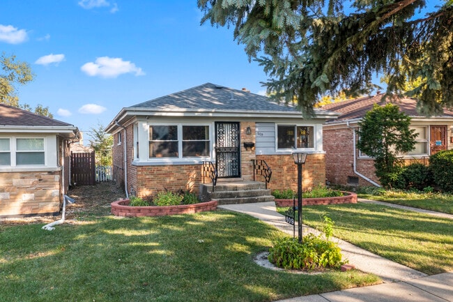 Primary Photo - 609 Linden Ave