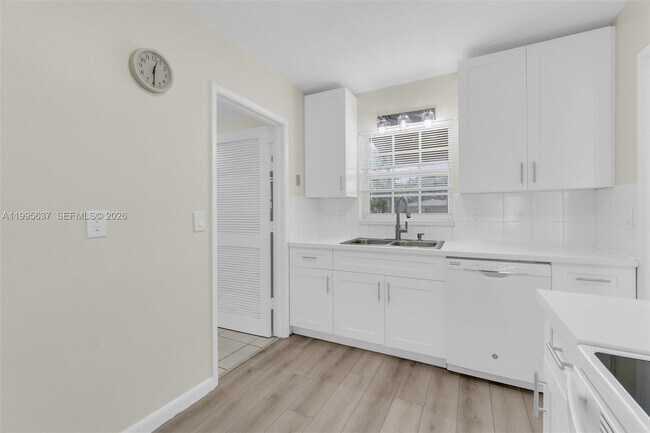 Building Photo - 3504 NW 85th Ave