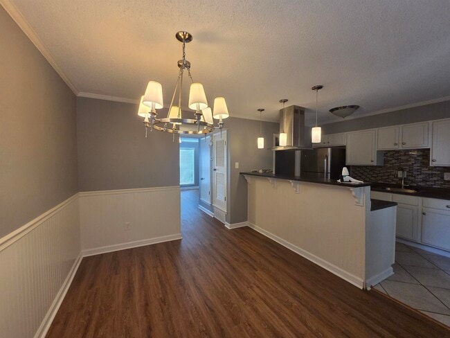 Building Photo - 2106 Harbert Ave
