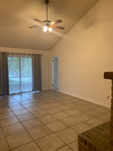 Building Photo - 7818 Fawn Hill Ct