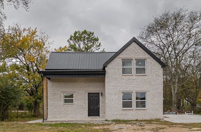 Building Photo - 830 Market St