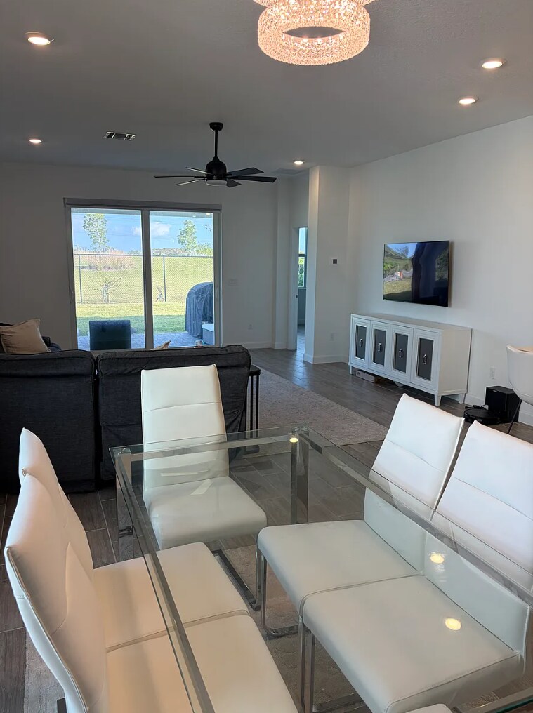 Building Photo - 1446 Tangled Orchard Trce