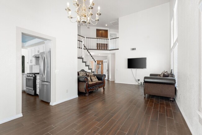 Building Photo - 45322 Pickford Ave