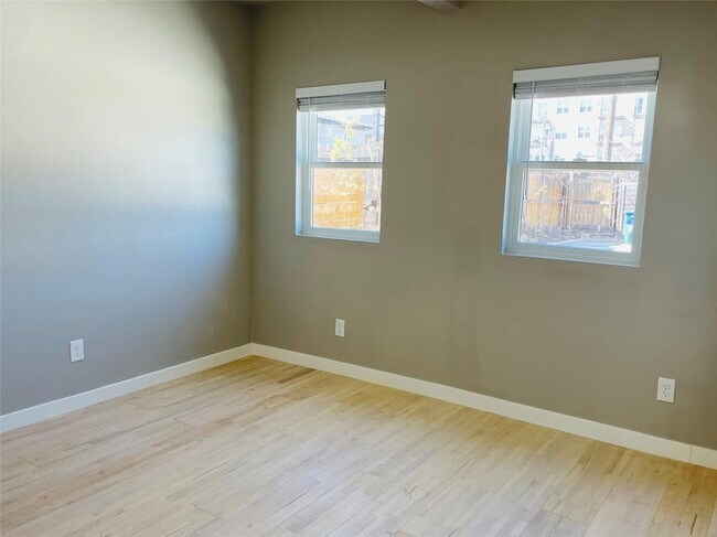Building Photo - 4609 Virginia Ave