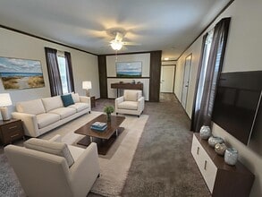 Building Photo - 3648 Chestnut St