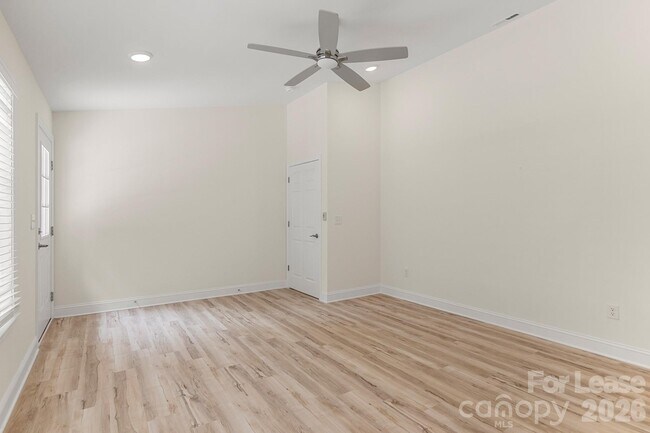 Building Photo - 116 Maple Grove Church Rd