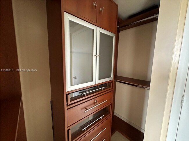 Building Photo - 50 Biscayne Blvd