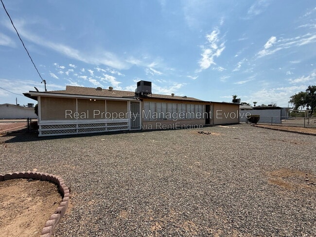 Building Photo - 12076 N Pebble Beach Dr